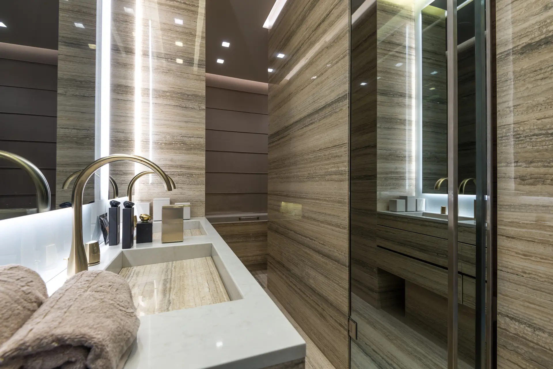 Contemporary Bathroom